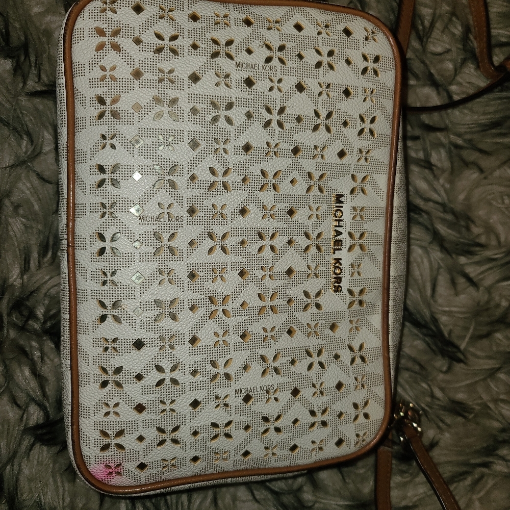 MK purse